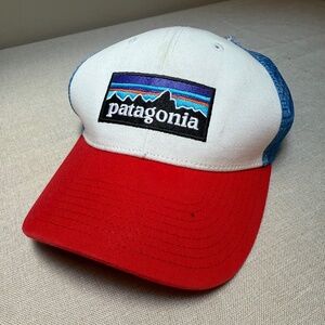 Patagonia Retro P-6 Logo Trucker Hat